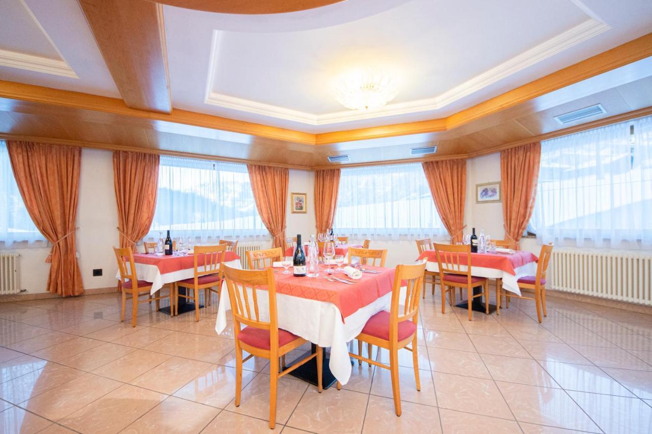 Flos Hotel Moena Kültér fotó