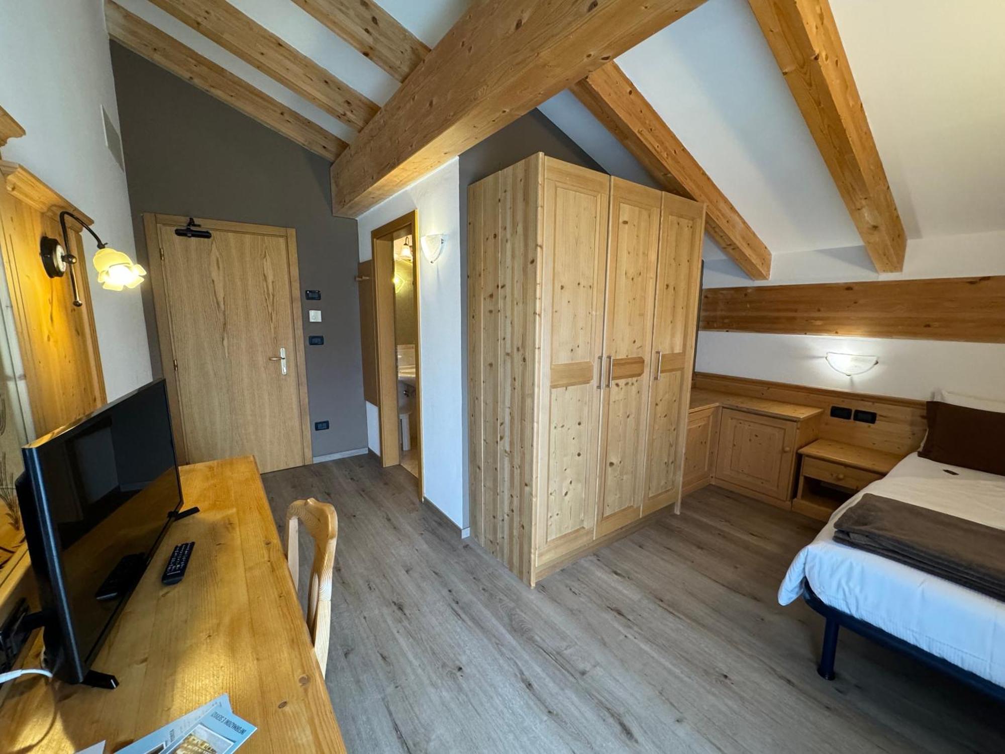 Flos Hotel Moena Kültér fotó